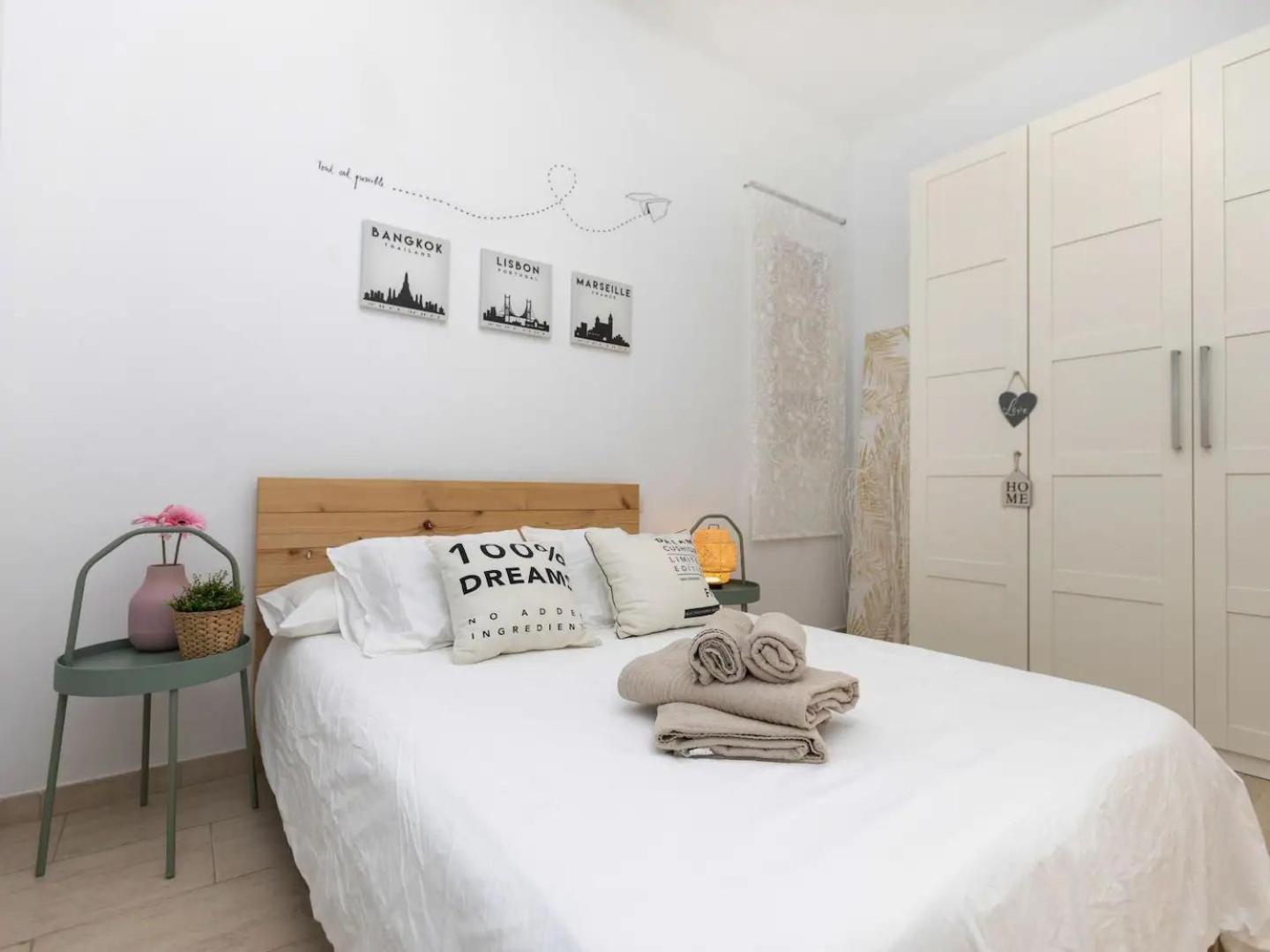 Casa Canyet Con Piscina A Un Paso De Barcelona Y La Playa Badalona Exterior photo